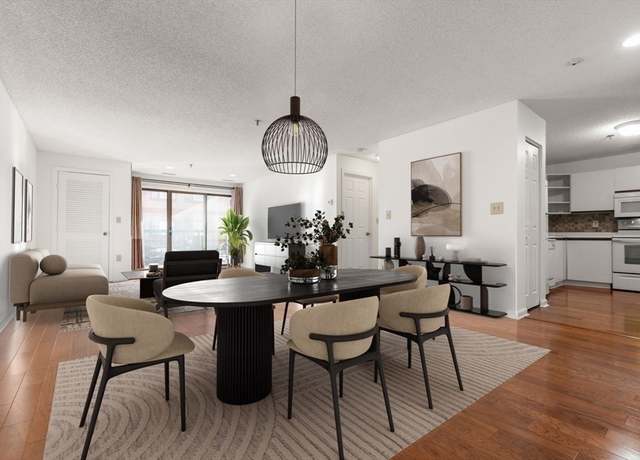 Property at 3920 Mystic Valley Pkwy #217, Medford, MA 02155, 1 bed, 1 bath