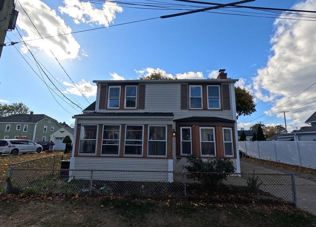 Property at 38 Chase St, Pawtucket, RI 02861, 3 beds, 1.5 baths