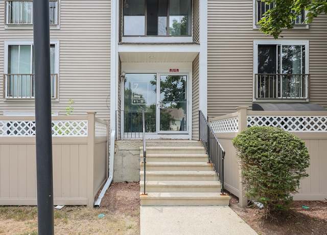 Property at 7 Village Way #4, Natick, MA 01760, 1 bed, 1 bath
