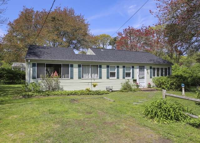 Property at 105 Nantucket Ave, Yarmouth, MA 02664, 2 beds, 1 bath
