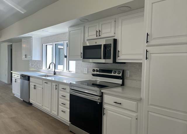 Property at 10 Gassett Rd, Westford, MA 01886, 2 beds, 2 baths