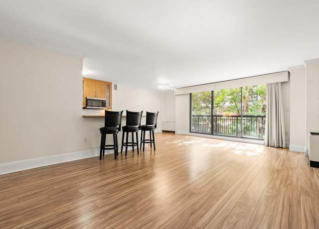 Property at 50 Longwood Ave #518, Brookline, MA 02446, 1 bed, 1.5 baths