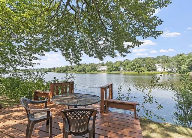 Property at 1 Lakeside Rd, Billerica, MA 01821, 1 bed, 1 bath