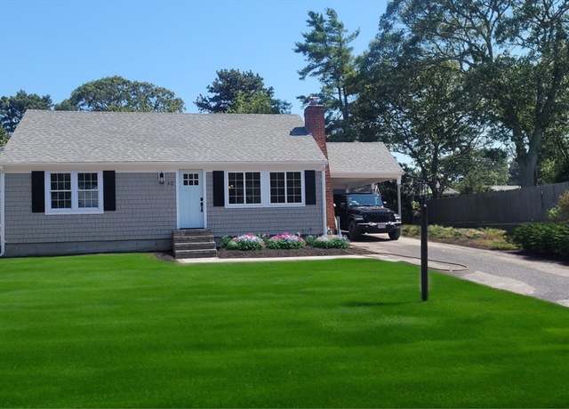 Property at 62 Teal Cir, Dennis, MA 02670, 2 beds, 1 bath