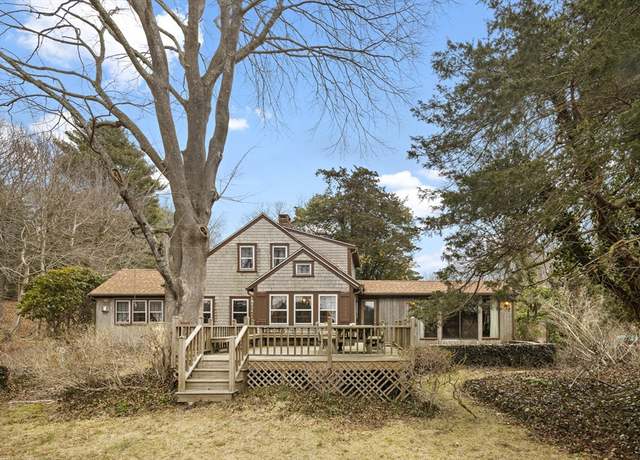 Property at 490 Hatchville Rd, Falmouth, MA 02536, 3 beds, 1.5 baths