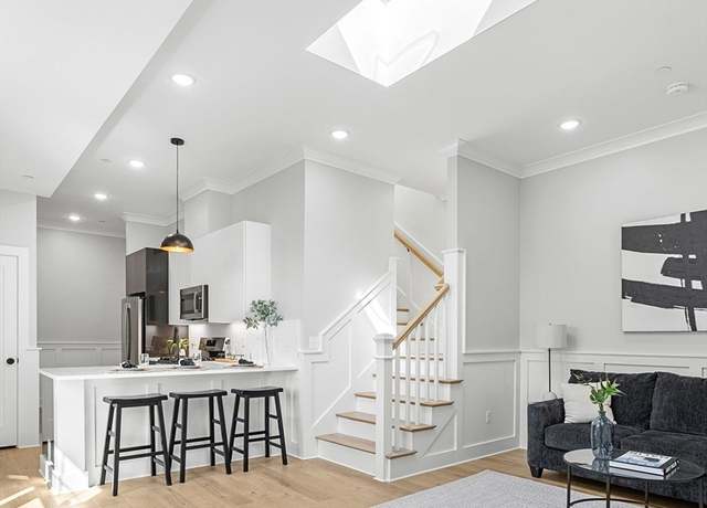 Property at 115-I Thurston St Unit I, Somerville, MA 02145, 1 bed, 1 bath