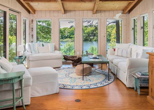 Property at 10 Wood Duck, Oak Bluffs, MA 02557, 4 beds, 3.5 baths