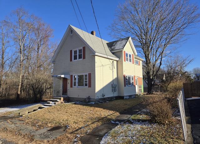 Property at 9 Akron Ln, Taunton, MA 02780, 4 beds, 2 baths