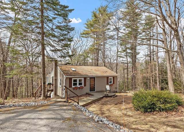 Property at 19 Lake View Dr, Ashburnham, MA 01430, 2 beds, 1 bath