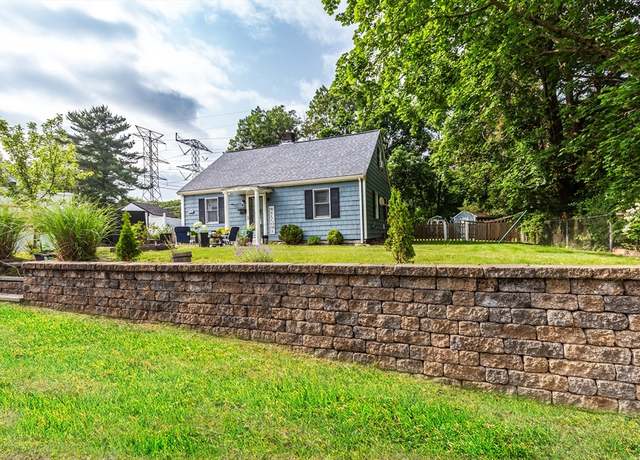 Property at 112 Stoughton St, Stoughton, MA 02072, 3 beds, 1 bath