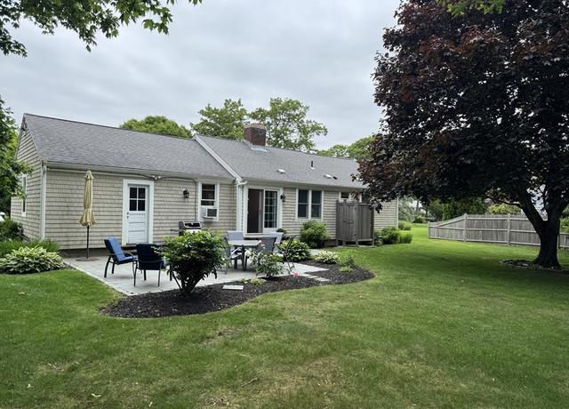 Property at 54 Ocean Ave, Yarmouth, MA 02664, 3 beds, 1 bath