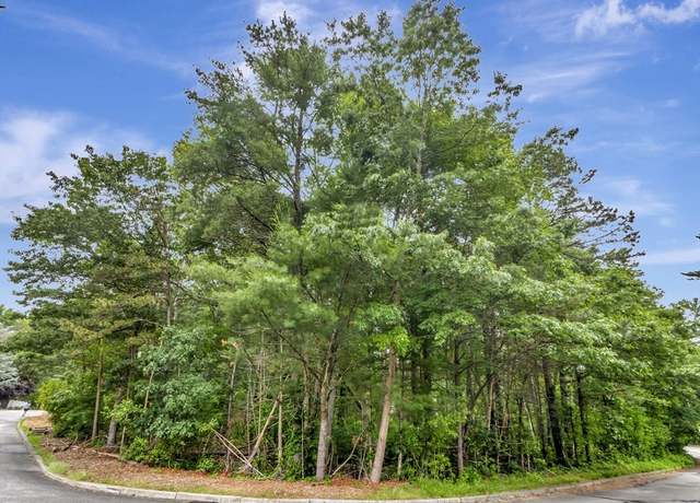 Property at 15 Randall Farm Dr, Easton, MA 02356