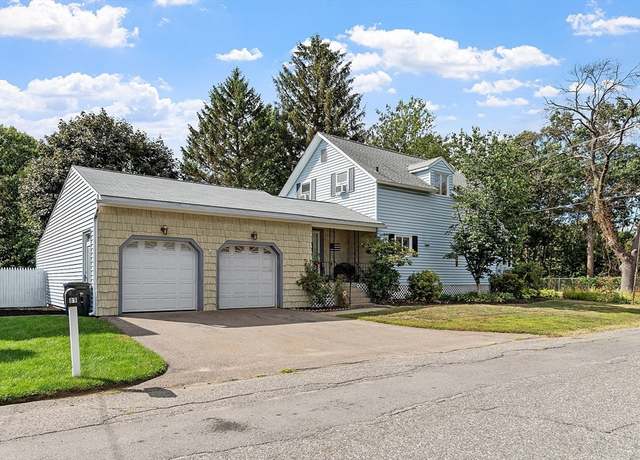 Property at 89 Benjamin St, Leominster, MA 01453, 3 beds, 1.5 baths