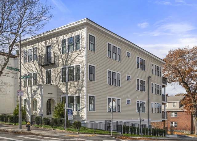 Property at 4459 Washington St #2, Boston, MA 02131, 1 bed, 1 bath