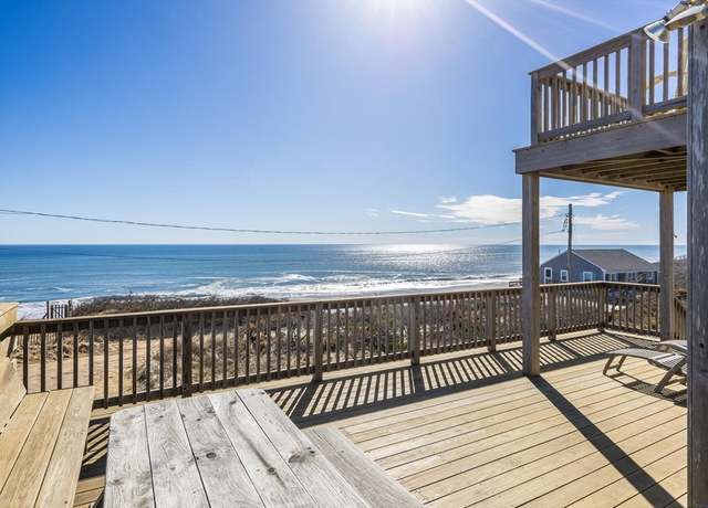 Property at 175 Cliff Rd, Wellfleet, MA 02667, 2 beds, 2.5 baths