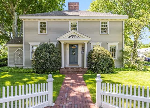 Property at 51 Main St, Falmouth, MA 02540, 4 beds, 4.5 baths
