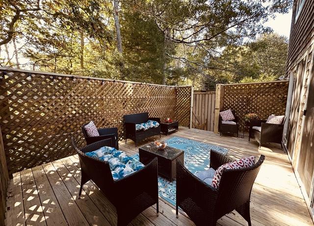 Property at 225 Southwest Mdws #225, Falmouth, MA 02536, 3 beds, 2.5 baths