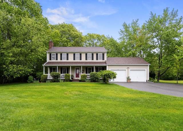 Property at 181 Dexter Farms Rd, Taunton, MA 02780, 3 beds, 1.5 baths