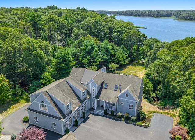 Property at 359 Santuit Rd, Barnstable, MA 02635, 4 beds, 5.5 baths