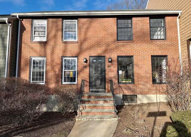 Property at 9 Gooseneck Ln #9, Swampscott, MA 01907, 2 beds, 1.5 baths
