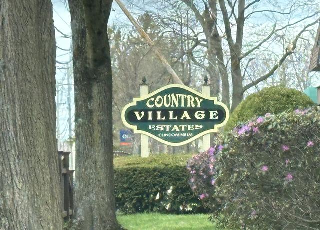 Property at 1 Karena Dr Unit 2-2, Taunton, MA 02780, 2 beds, 1 bath