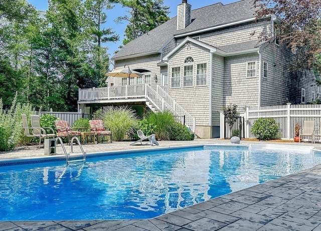 Property at 4 Olde Logging Rd, Marion, MA 02738, 5 beds, 3.5 baths