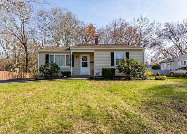 Property at 16 Holly Tree Ln, New Bedford, MA 02745, 3 beds, 1 bath