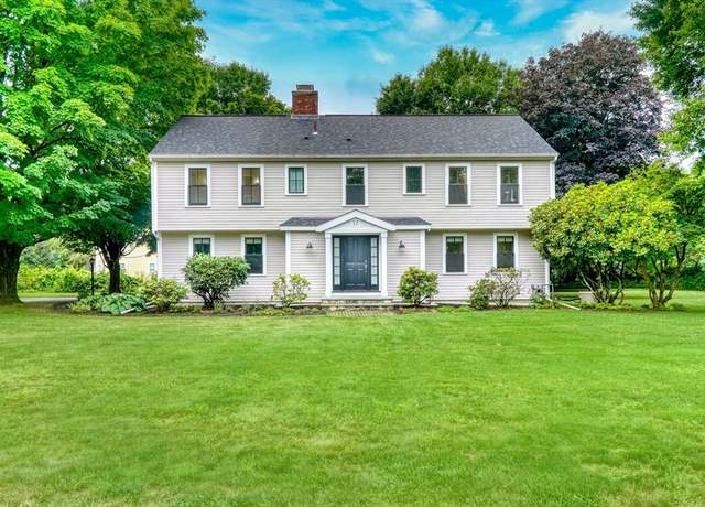 Property at 17 Longmeadow Rd, Lincoln, MA 01773, 4 beds, 2.5 baths