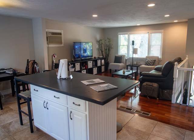 Property at 122 Glen Ave, Brockton, MA 02301, 3 beds, 1.5 baths