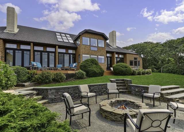 Property at 127 Wapoos, Chatham, MA 02633, 5 beds, 3.5 baths