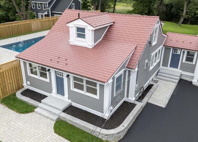 Property at 492 Merrimac St, Newburyport, MA 01950, 5 beds, 3.5 baths