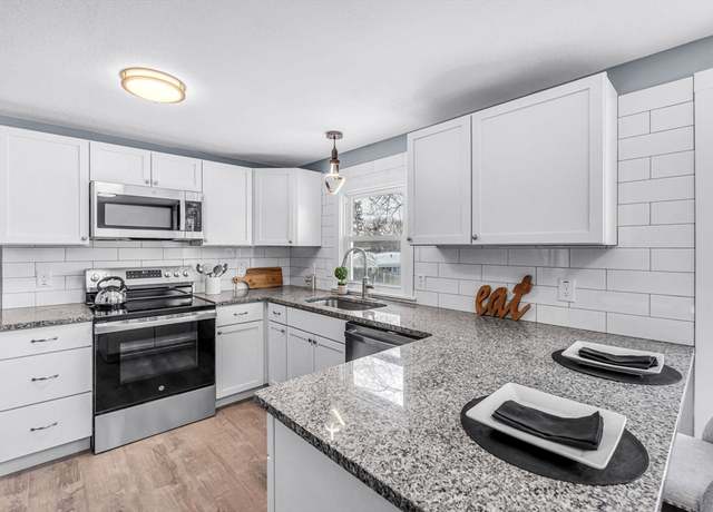 Property at 226 Asselin St, Chicopee, MA 01020, 3 beds, 1 bath