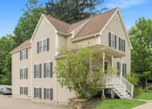 Property at 239 Union St, Franklin, MA 02038, 5 beds, 3 baths