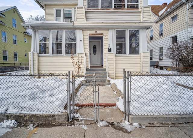 Property at 40-42 Ranney St, Springfield, MA 01108, 6 beds, 3.5 baths