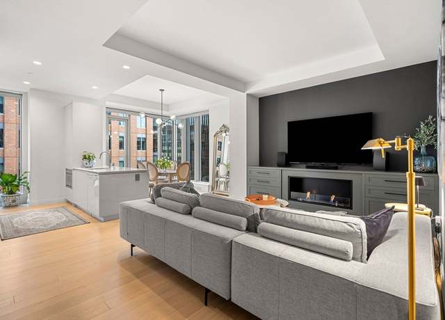 Property at 135 Seaport Blvd #1806, Boston, MA 02210, 2 beds, 2.5 baths