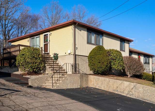 Property at 7 Lantern Ln #7, Randolph, MA 02368, 3 beds, 1 bath