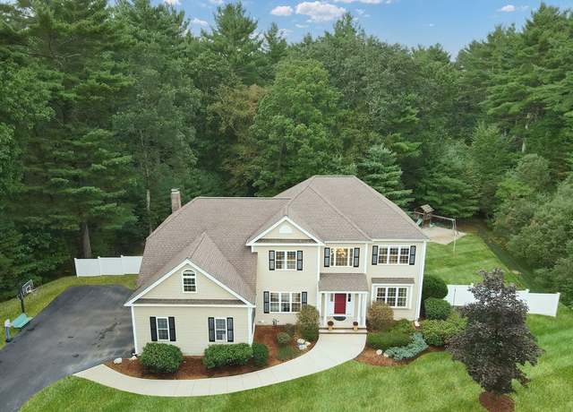 Property at 4 Chippewa Ln, Sharon, MA 02067, 5 beds, 4.5 baths