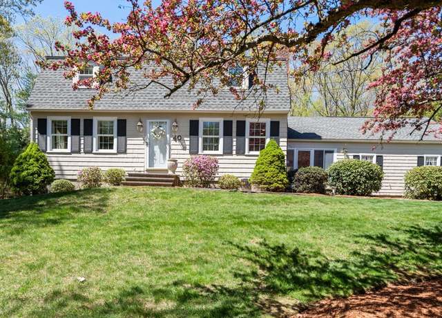 Property at 40 Amble Rd, Chelmsford, MA 01824, 3 beds, 1.5 baths