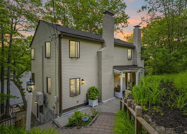 Property at 105 Crockett Rd, Upton, MA 01568, 4 beds, 2.5 baths