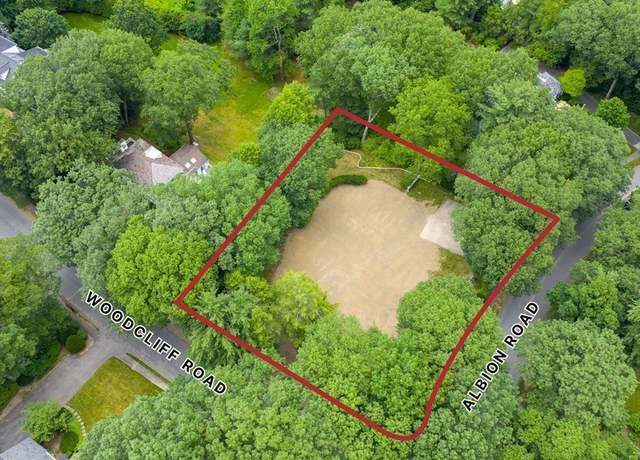 Property at 35 Albion Rd, Wellesley, MA 02481
