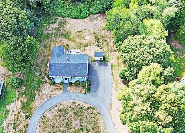 Property at 6 Weetamoe Dr, Freetown, MA 02702, 3 beds, 2 baths