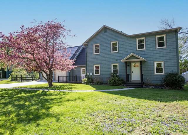Property at 593 Lakeway Dr, Pittsfield, MA 01201, 5 beds, 3 baths