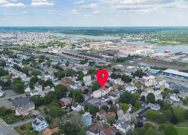 Property at 17 Franklin St, New Bedford, MA 02740, 2 beds, 2 baths