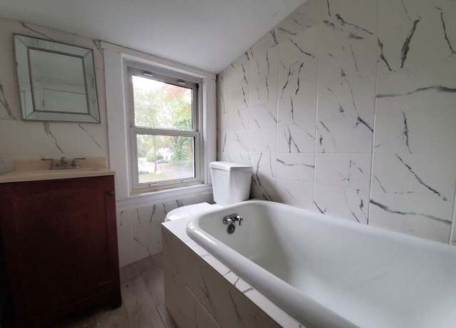 Property at 19 Wallis Park, Lunenburg, MA 01462, 7 beds, 2.5 baths