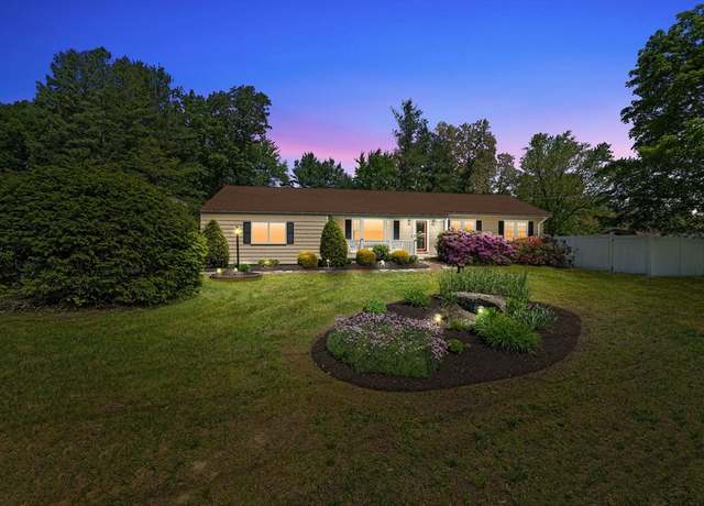 Property at 1 Redgate Ln, Holden, MA 01520, 3 beds, 1.5 baths
