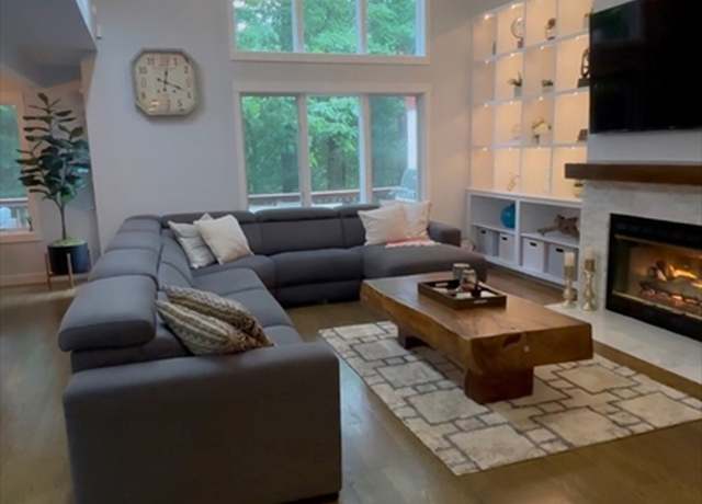 Property at 39 Orchard Hill Dr #39, Sharon, MA 02067, 2 beds, 2.5 baths