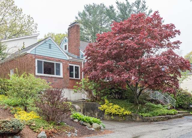 Property at 67 Smith St, Arlington, MA 02476, 3 beds, 1.5 baths