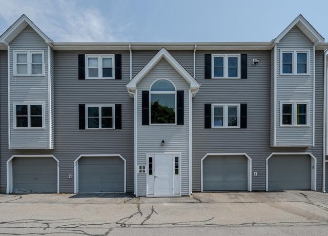 Property at 74 Tennis Plaza Rd #29, Dracut, MA 01826, 2 beds, 1 bath