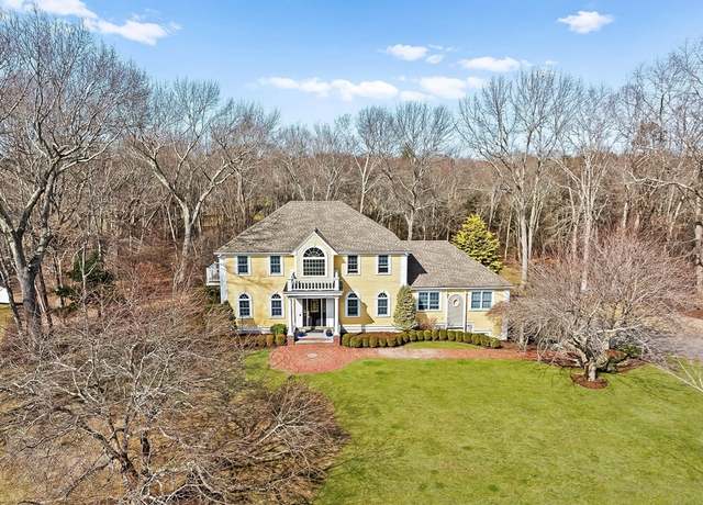 Property at 30 Oxen Dr, Marshfield, MA 02050, 4 beds, 3.5 baths