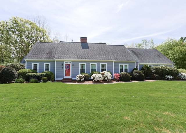 Property at 1 Lily Way, Franklin, MA 02038, 4 beds, 2.5 baths